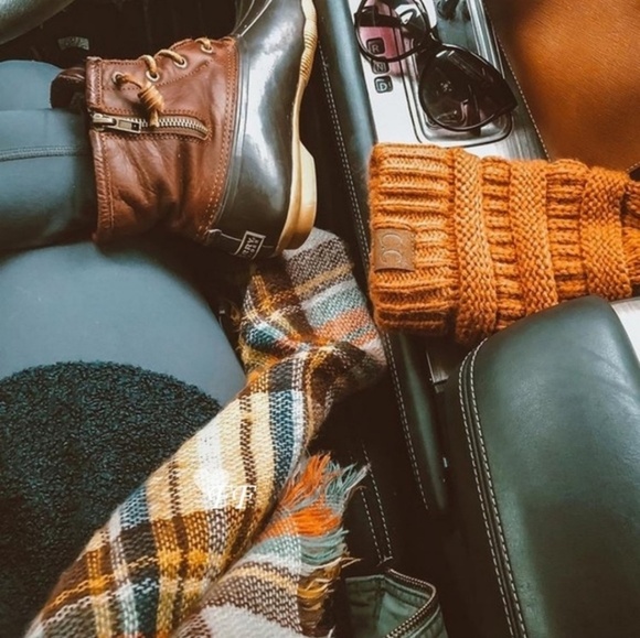 Plaid Scarf - Picture 3 of 3